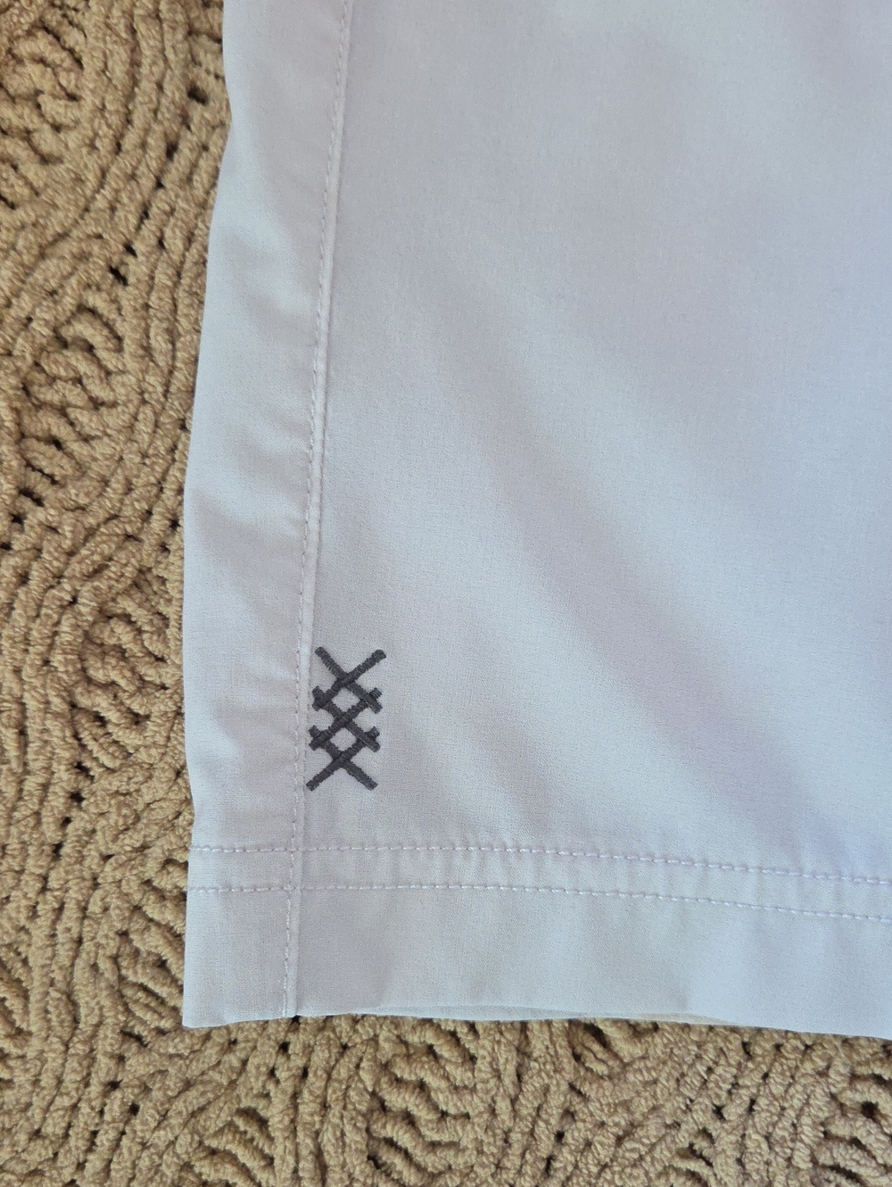 Rhone Mako Tech 7" White Shorts - Size L - Picture 9 of 11